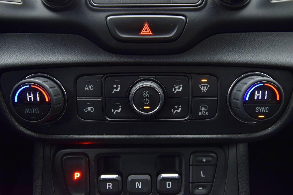 Used 2019 GMC Terrain SLT w/ Preferred Package image 29