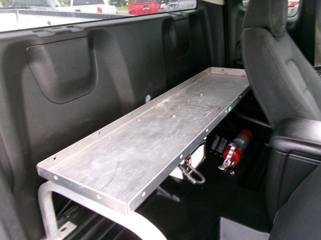 Used 2021 Chevrolet Colorado LT w/ Fleet Safety Package image 24