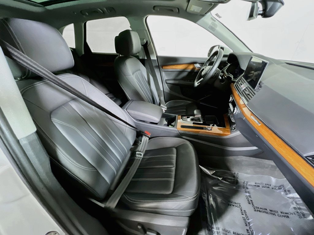 Used 2023 Audi Q5 2.0T Premium Plus AWD/4WD image 25