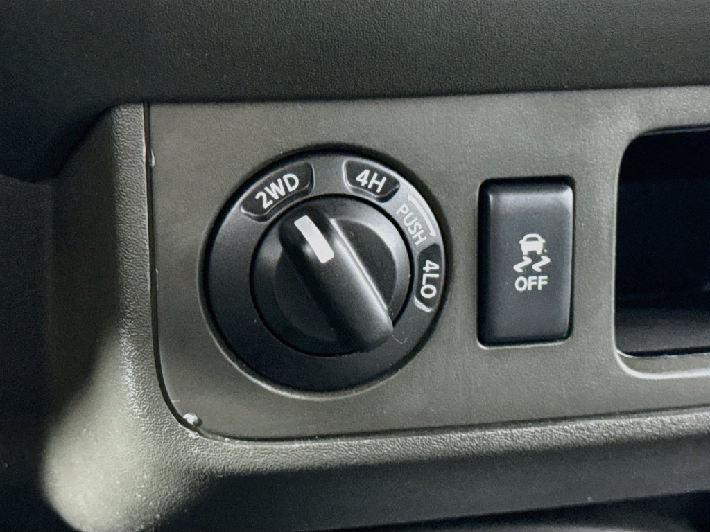 Used 2014 Nissan Xterra S w/ Value Package AWD/4WD image 21