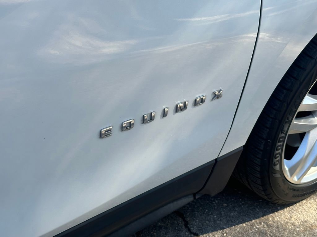 Used 2018 Chevrolet Equinox Premier image 16