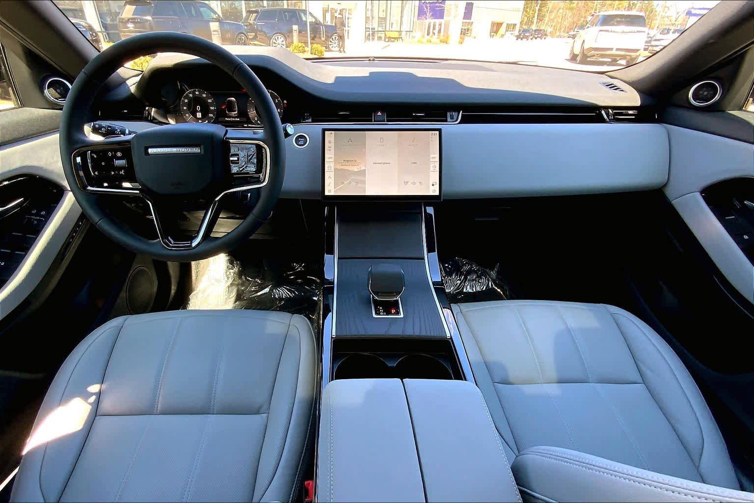 Used 2026 Land Rover Range Rover Evoque S AWD/4WD image 14