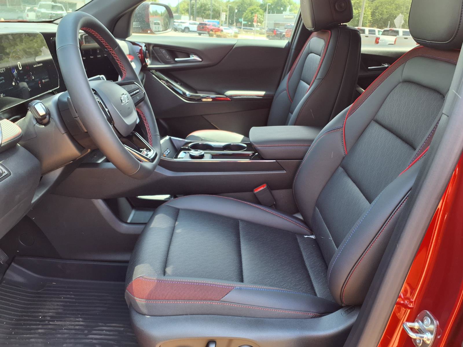 New 2026 Chevrolet Equinox RS w/ LPO, Floor Liner Package FWD image 11