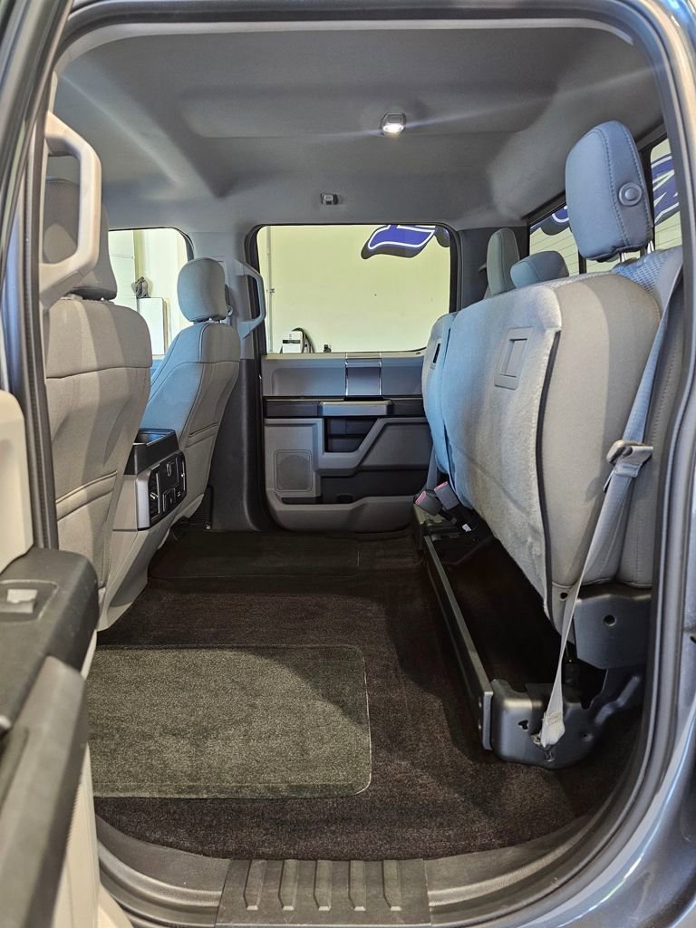 Used 2017 Ford F150 XLT w/ Equipment Group 302A Luxury AWD/4WD image 33