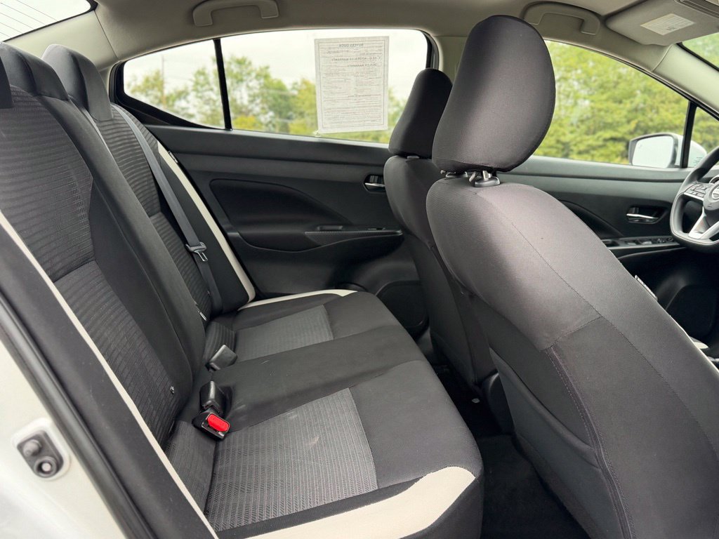 Used 2021 Nissan Versa SV FWD image 40