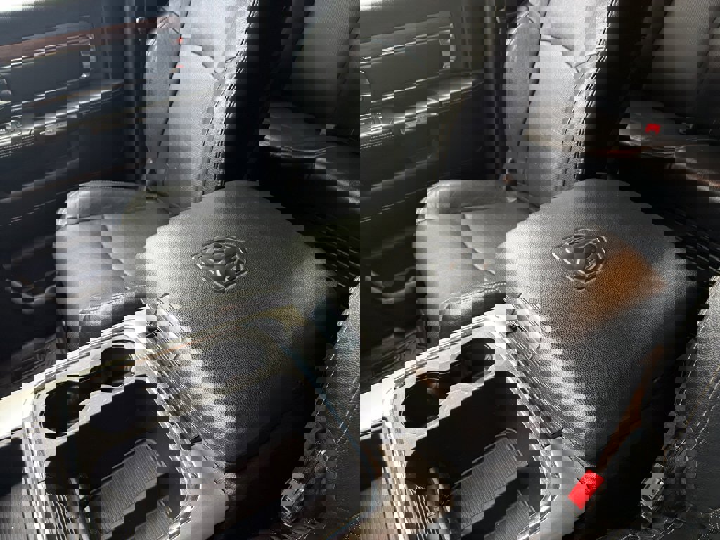 Used 2017 RAM 2500 Laramie w/ Convenience Group image 35