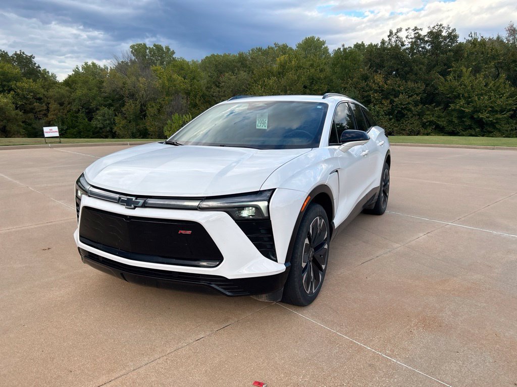 Used 2024 Chevrolet Blazer EV RS AWD/4WD image 1