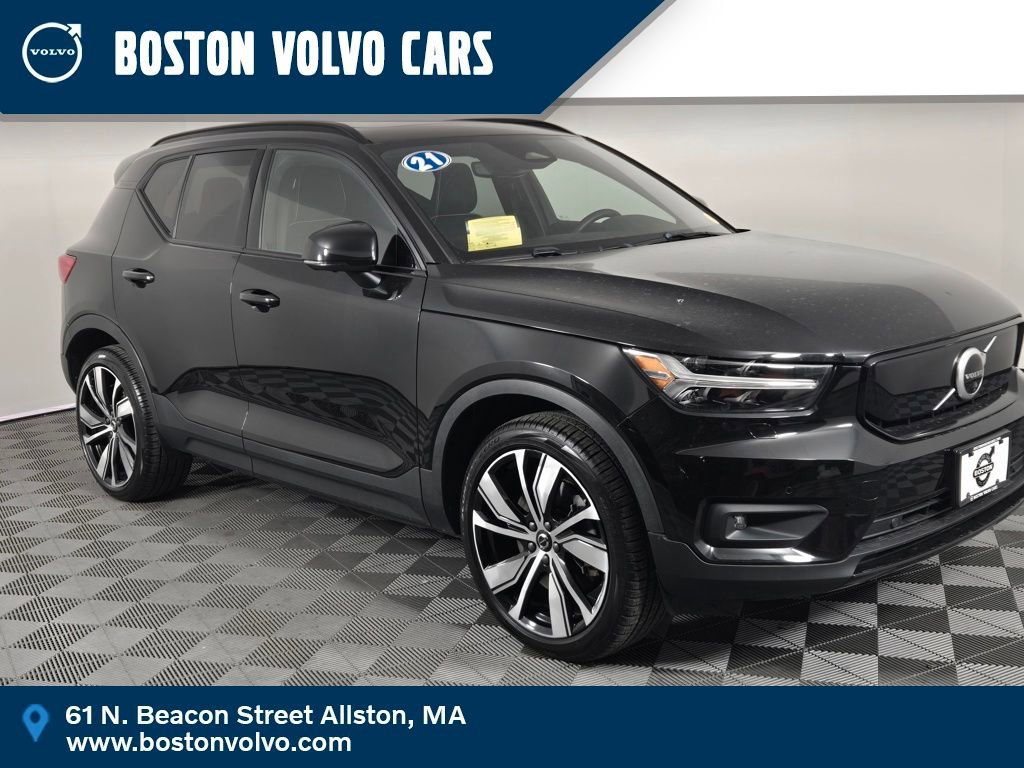 Used 2021 Volvo XC40 P8 Recharge w/ Advanced Package image 1
