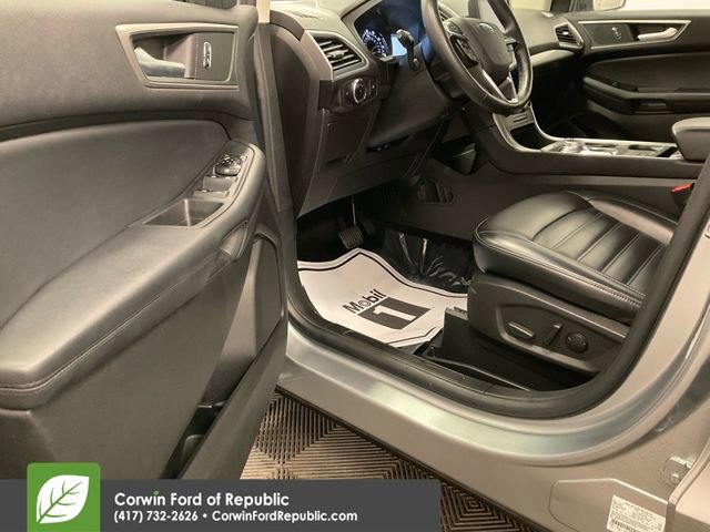 Used 2024 Ford Edge SEL AWD/4WD image 4