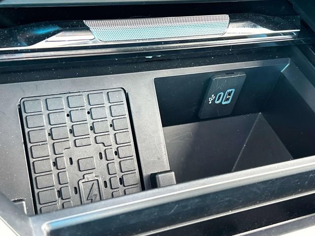 Used 2025 Ford F350 Lariat w/ Lariat Ultimate Package image 42