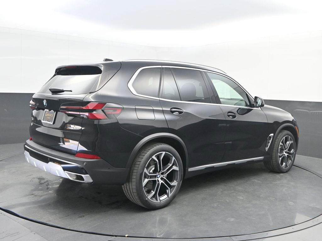 New 2026 BMW X5 xDrive40i AWD/4WD image 7