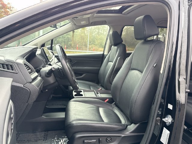 Used 2025 Honda Odyssey EX-L image 17