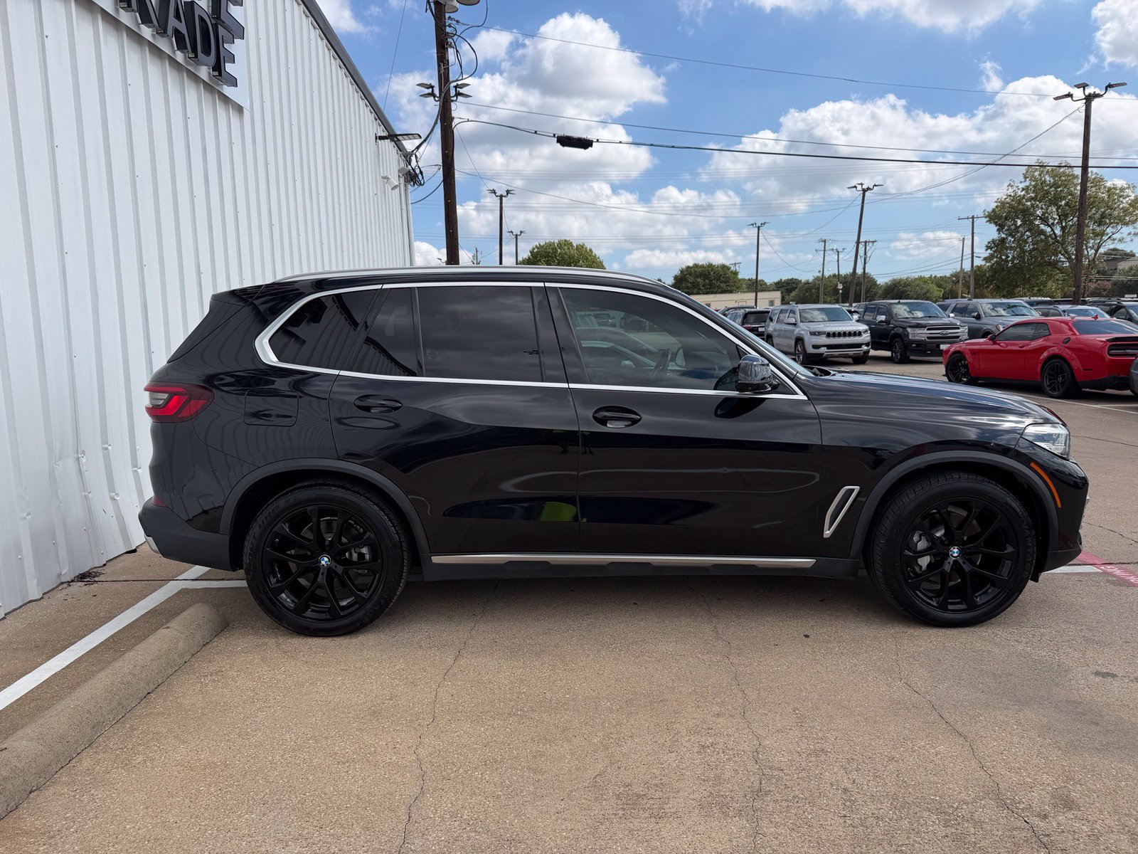 Used 2021 BMW X5 sDrive40i w/ Premium Package RWD image 9