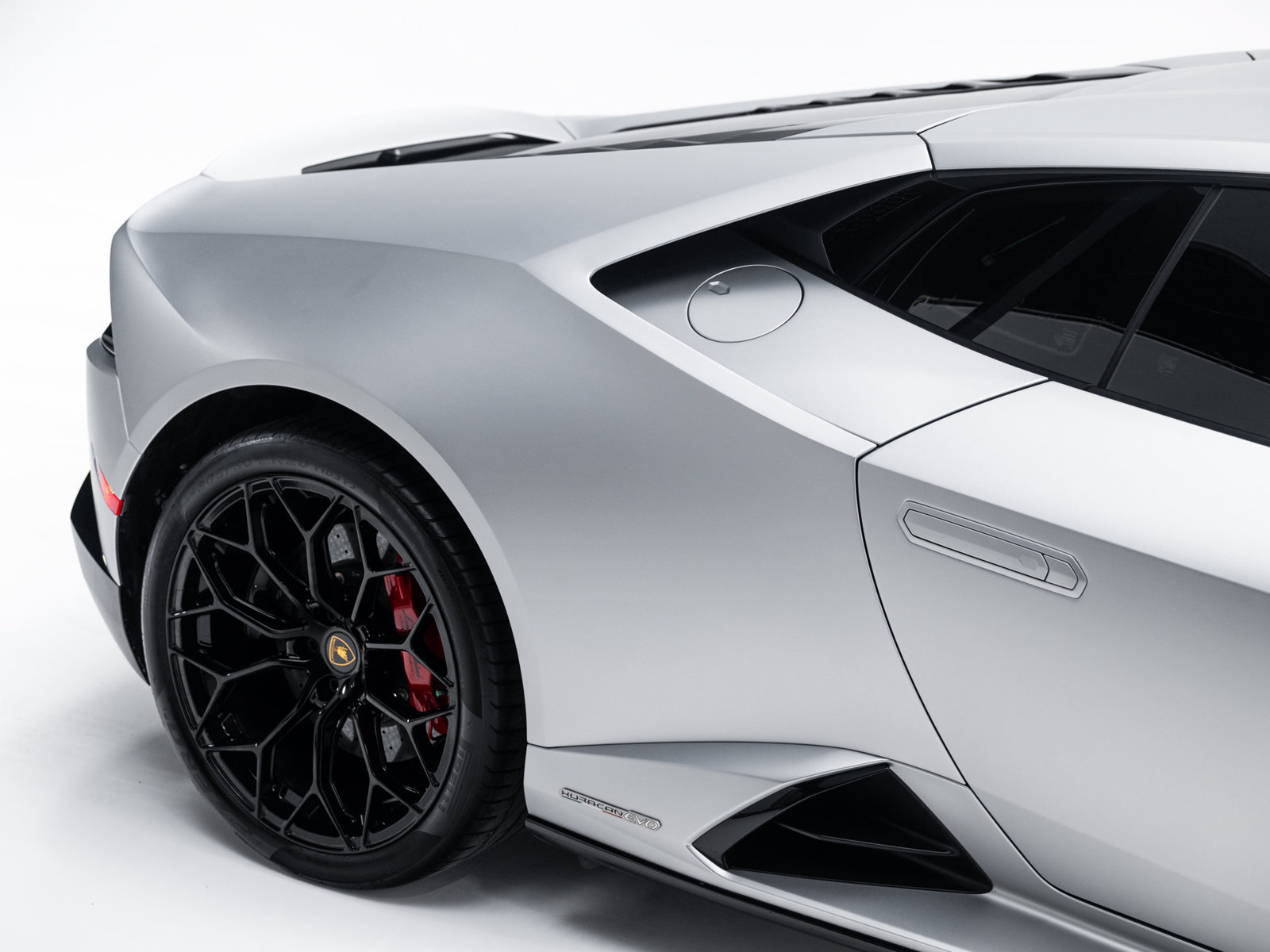 Used 2020 Lamborghini Huracan EVO AWD/4WD image 24
