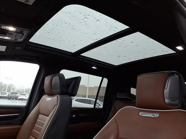 Used 2024 GMC Yukon XL Denali Ultimate image 15