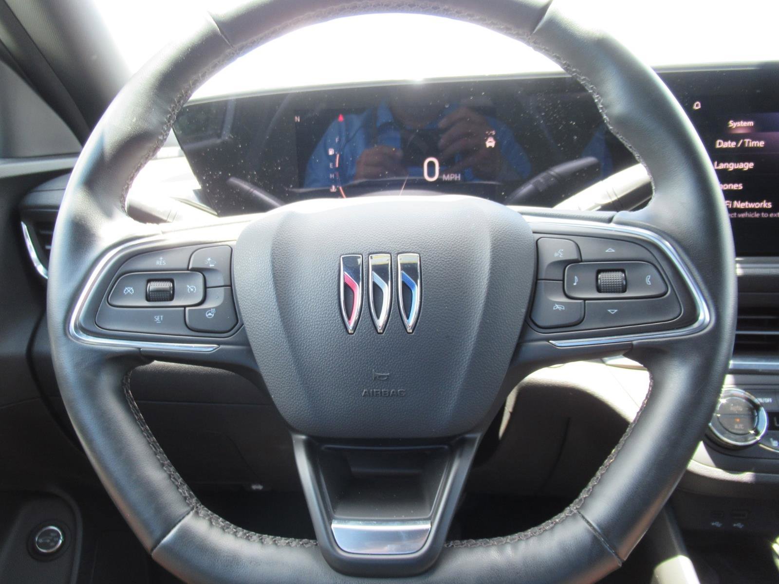 Used 2024 Buick Envista Preferred w/ Convenience I Package FWD image 22
