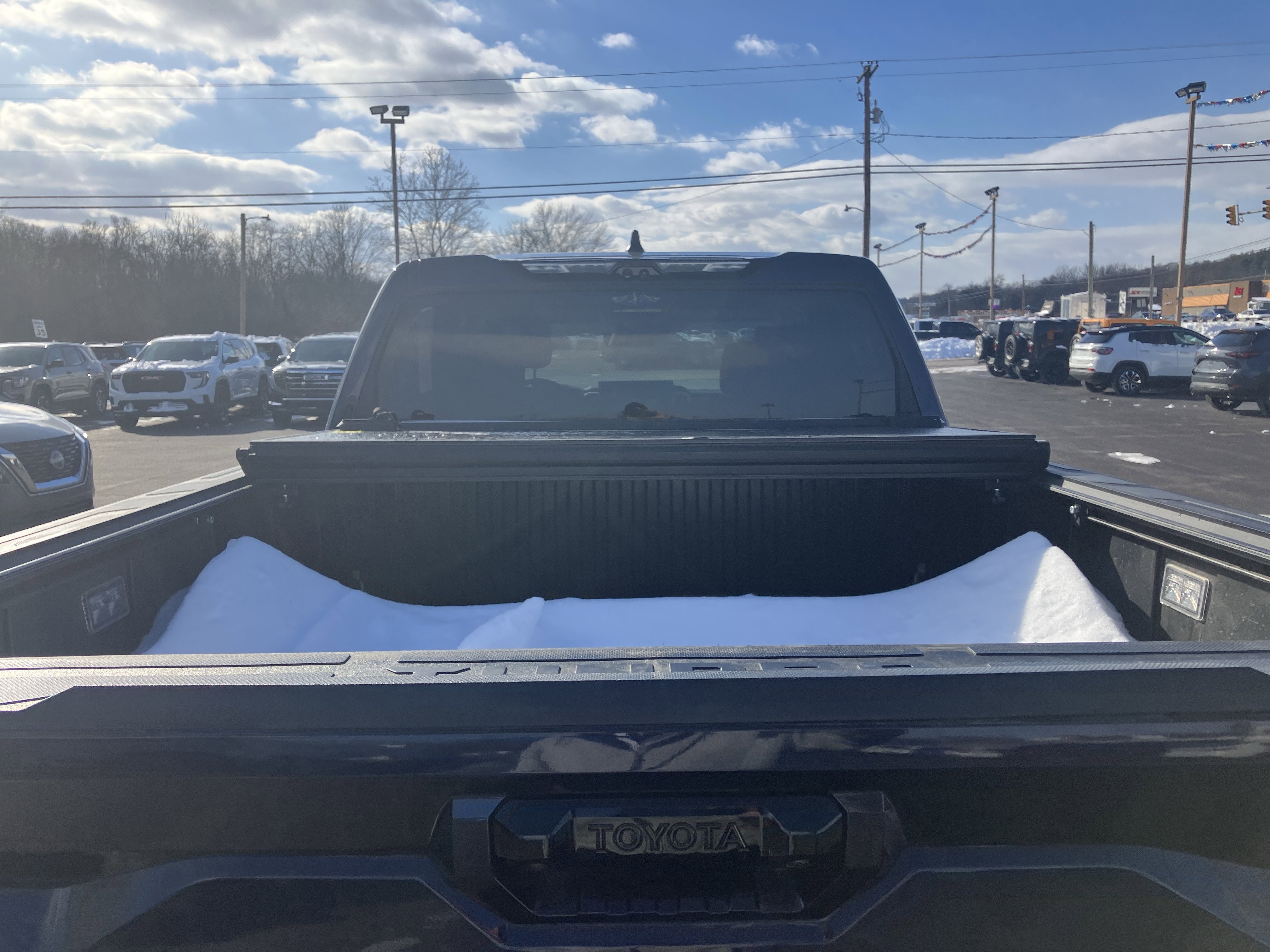 Used 2024 Toyota Tundra Limited image 5