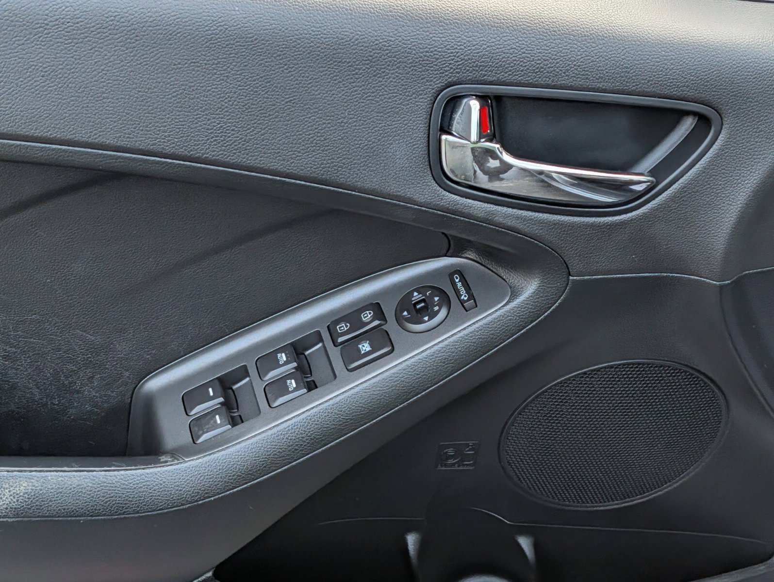 Used 2016 Kia Forte EX FWD image 25