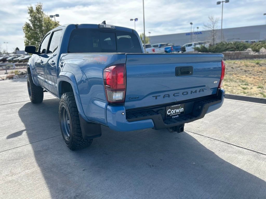 Used 2019 Toyota Tacoma TRD Sport w/ Technology Package image 6