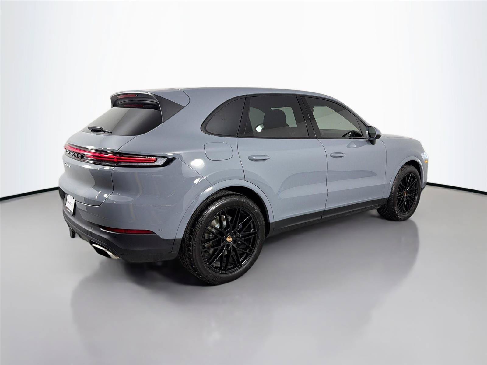 Certified 2026 Porsche Cayenne AWD/4WD image 7