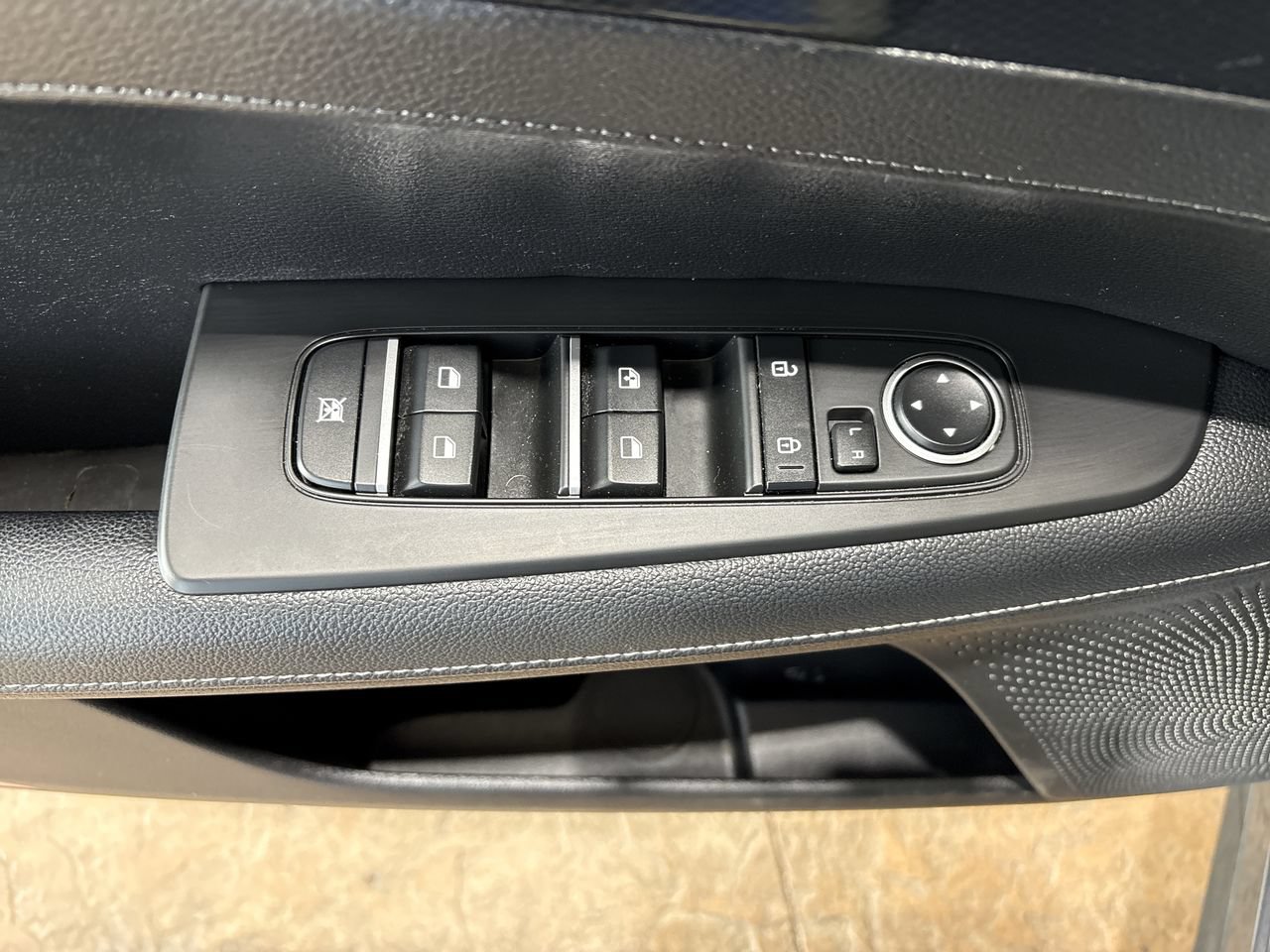 Used 2023 Kia Forte GT-Line w/ GT-Line Premium Package FWD image 13