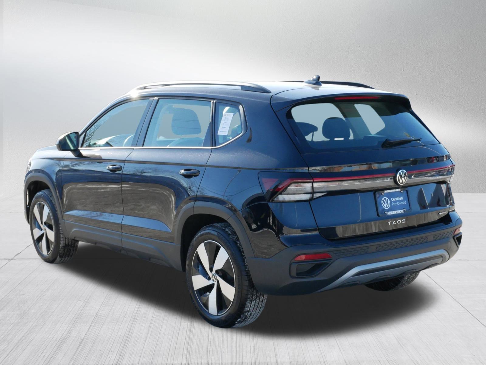 Certified 2025 Volkswagen Taos S image 5