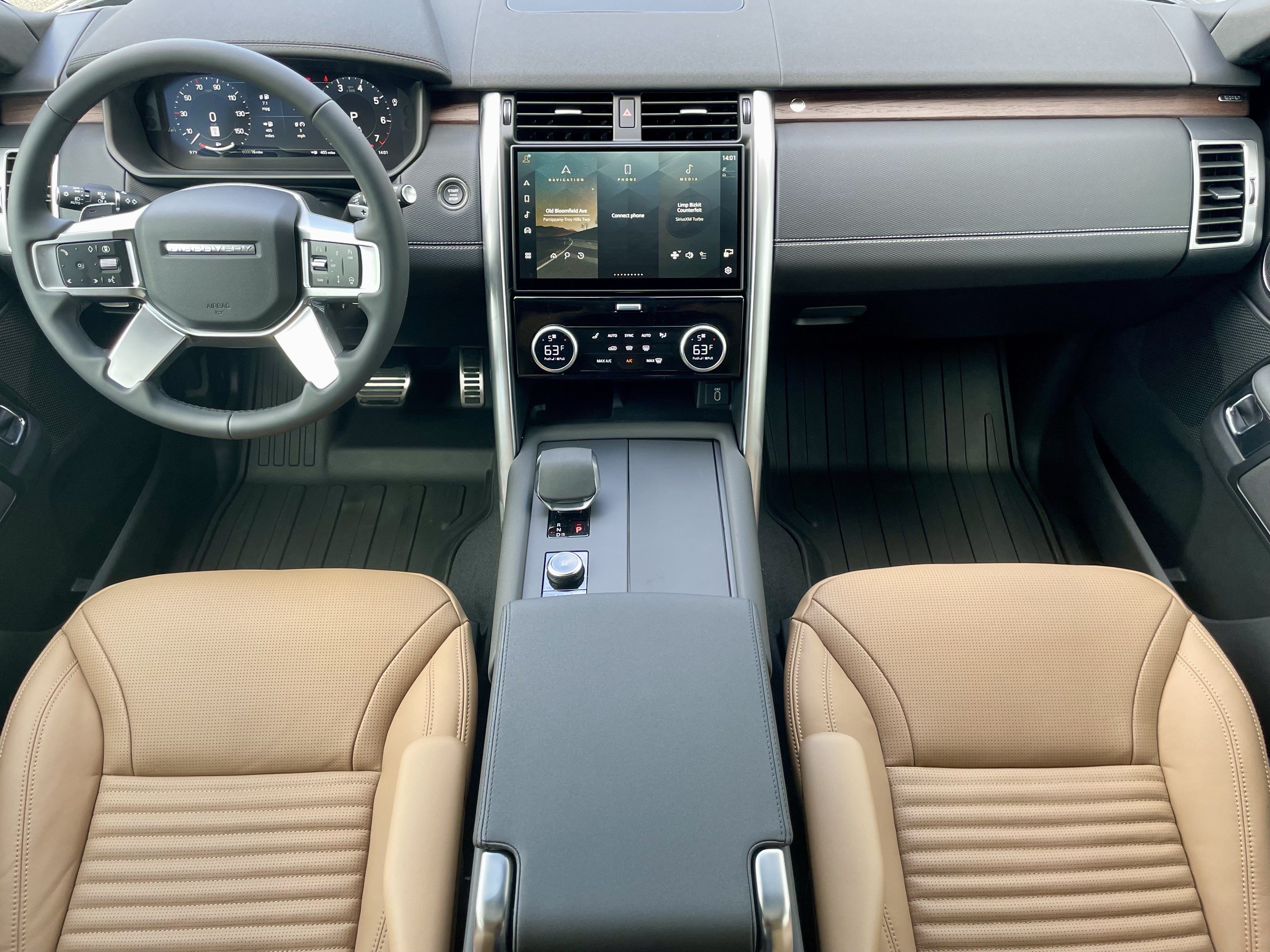 New 2026 Land Rover Discovery Dynamic SE AWD/4WD image 16