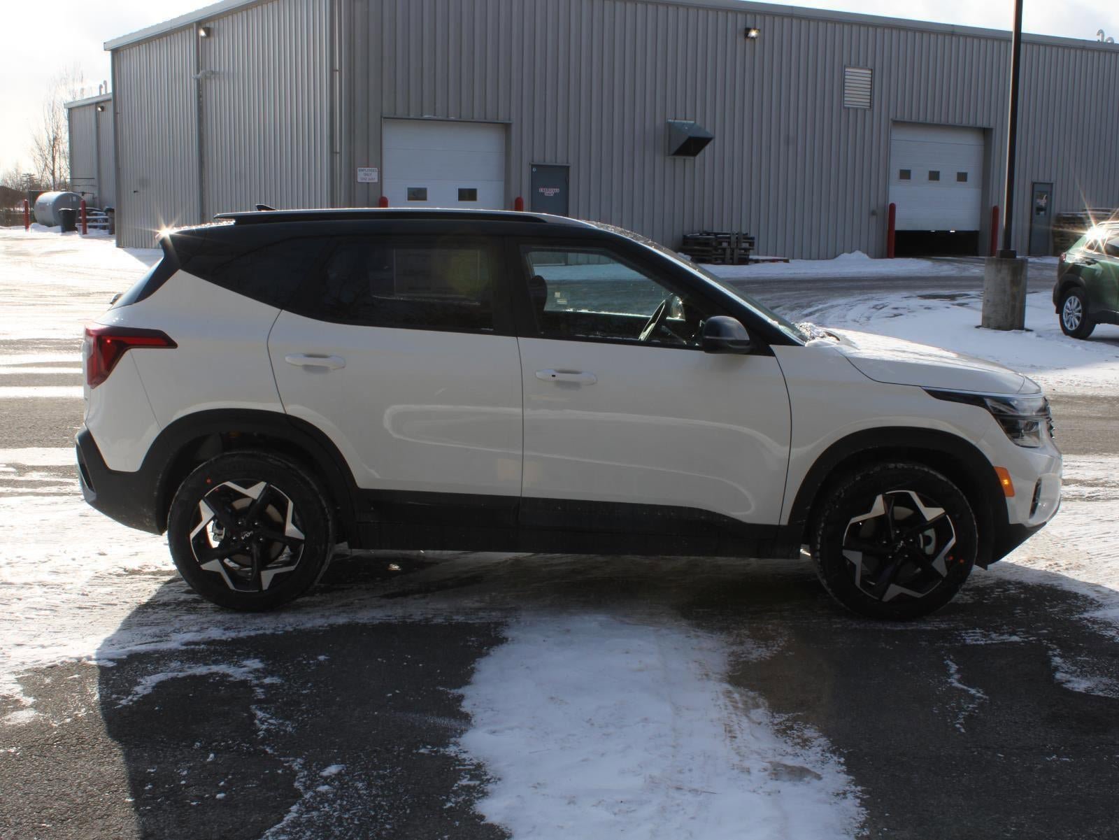 New 2026 Kia Seltos S image 4