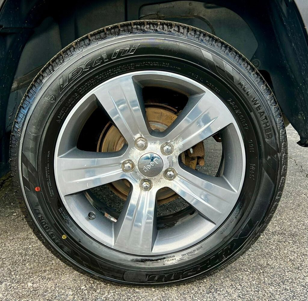 Used 2017 Jeep Compass High Altitude image 24