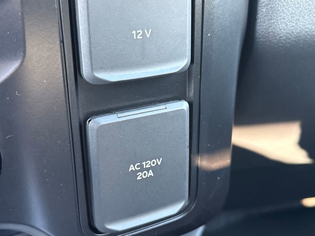 New 2026 Ford F450 Platinum w/ FX4 Off-Road Package image 38