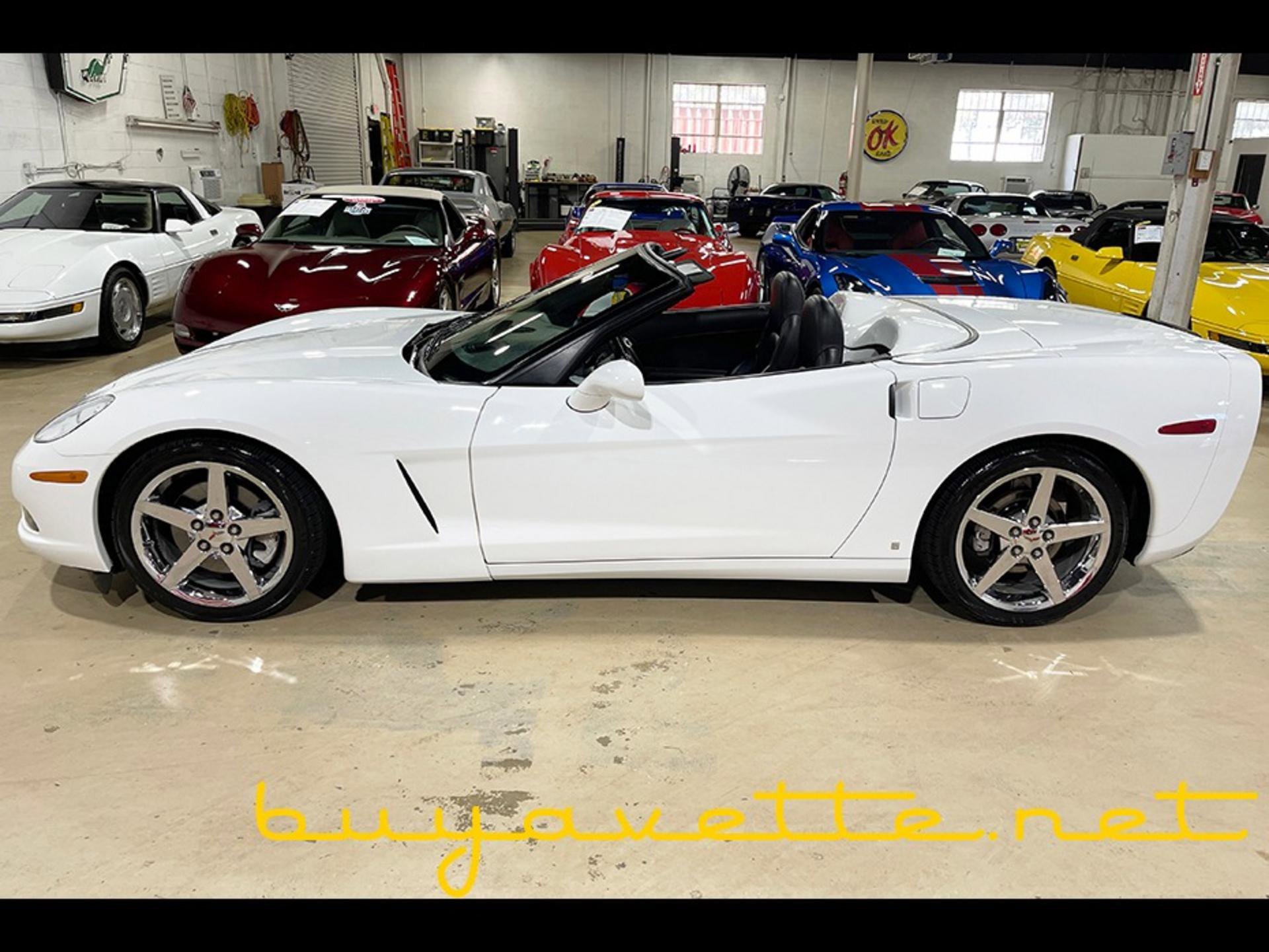 Used 2008 Chevrolet Corvette Convertible w/ Preferred Equipment Group image 8