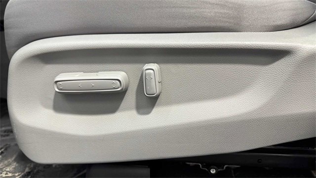 Used 2018 Honda Odyssey LX image 23