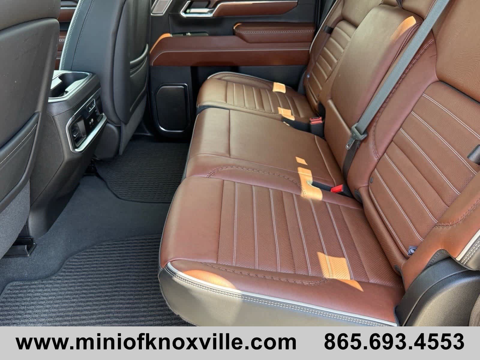 Used 2024 GMC Sierra 2500 Denali Ultimate AWD/4WD image 25
