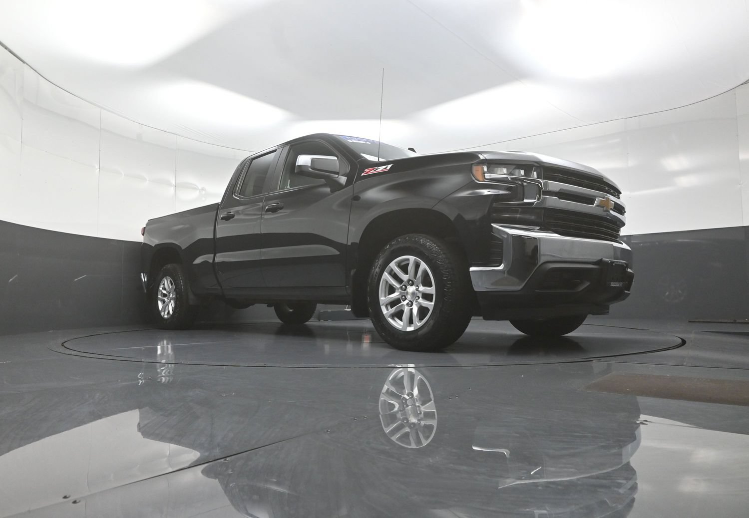 Used 2019 Chevrolet Silverado 1500 LT w/ All-Star Edition AWD/4WD image 9