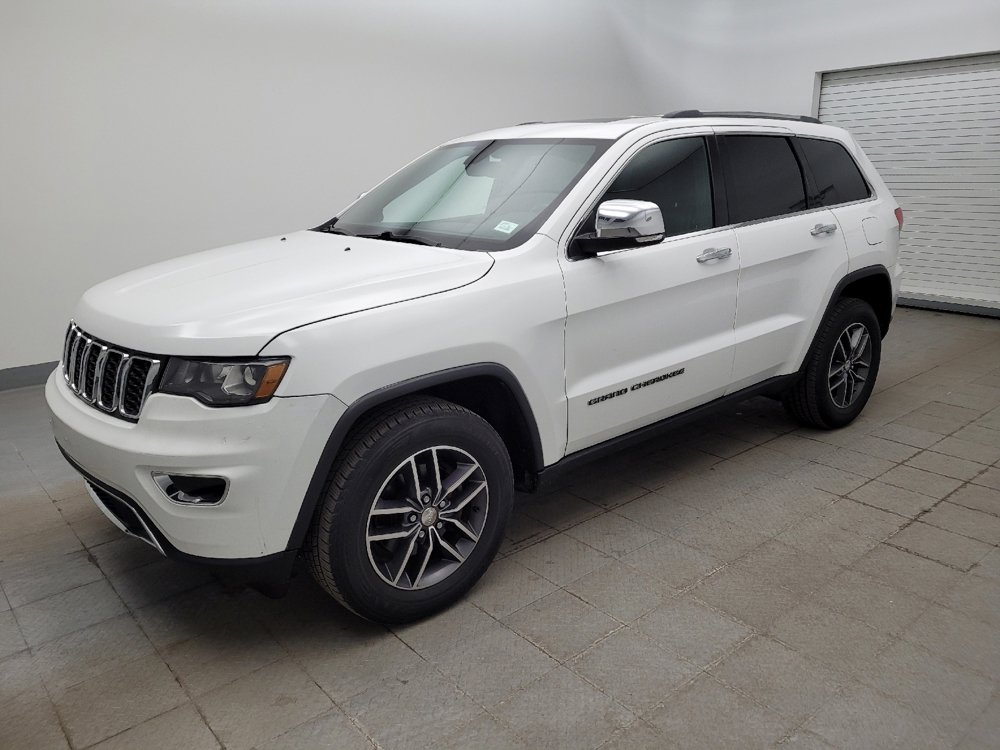 Used 2017 Jeep Grand Cherokee Limited image 2