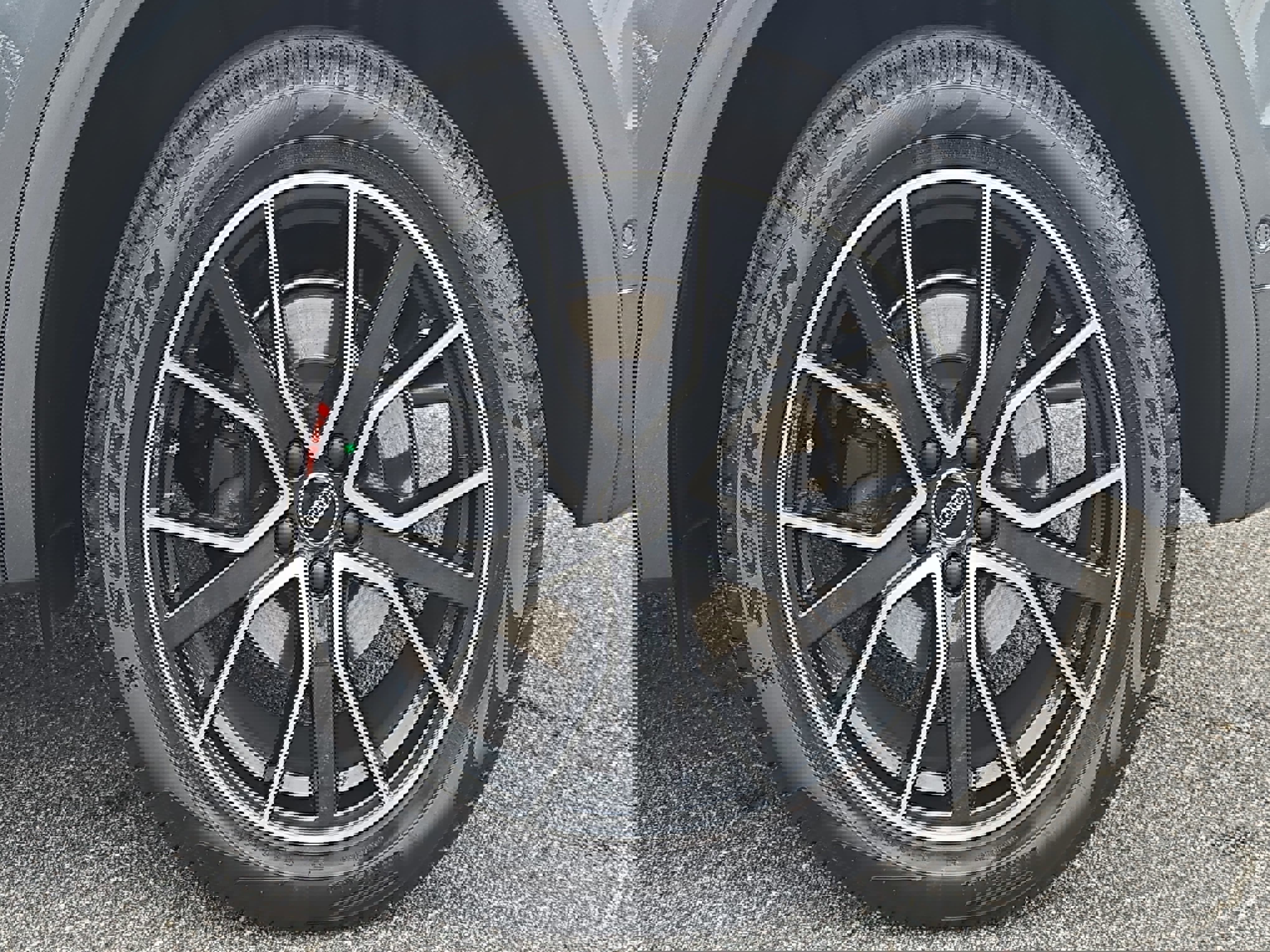 Used 2024 Audi SQ5 Prestige image 34