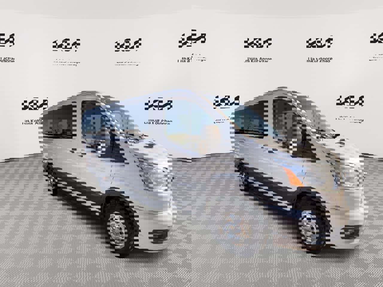 Used 2020 Ford Transit 150 XLT image 2