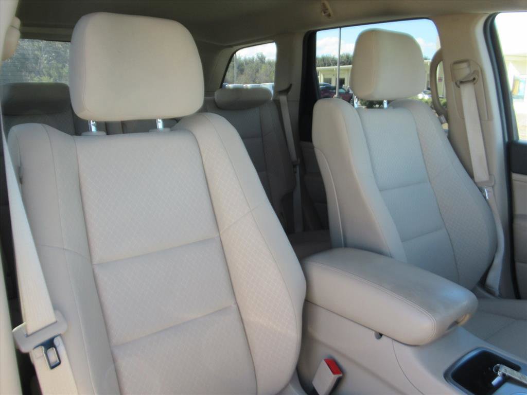 Used 2022 Jeep Grand Cherokee Laredo E image 9