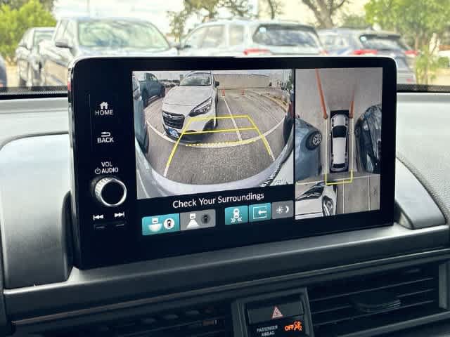 Certified 2025 Honda Pilot TrailSport image 32