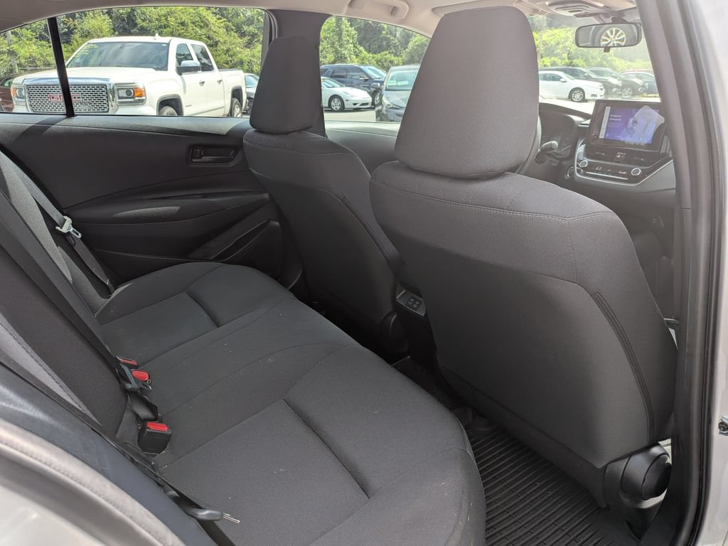 Used 2024 Toyota Corolla LE w/ LE Convenience Package FWD image 26