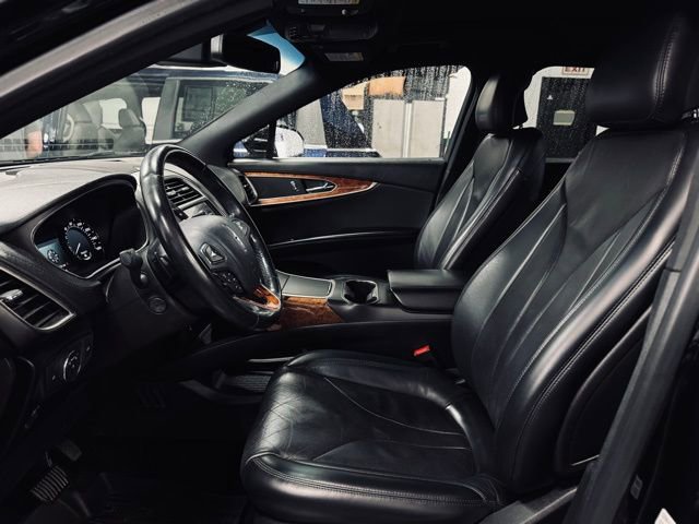 Used 2018 Lincoln MKX Reserve w/ Lincoln MKX Climate Package image 20