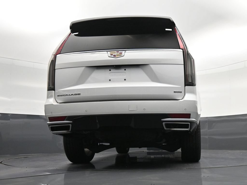 Used 2023 Cadillac Escalade Premium Luxury RWD image 29
