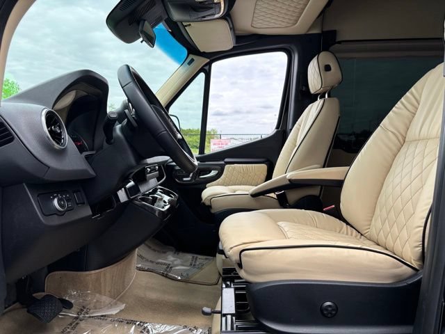 Used 2021 Mercedes-Benz Sprinter 3500 image 22