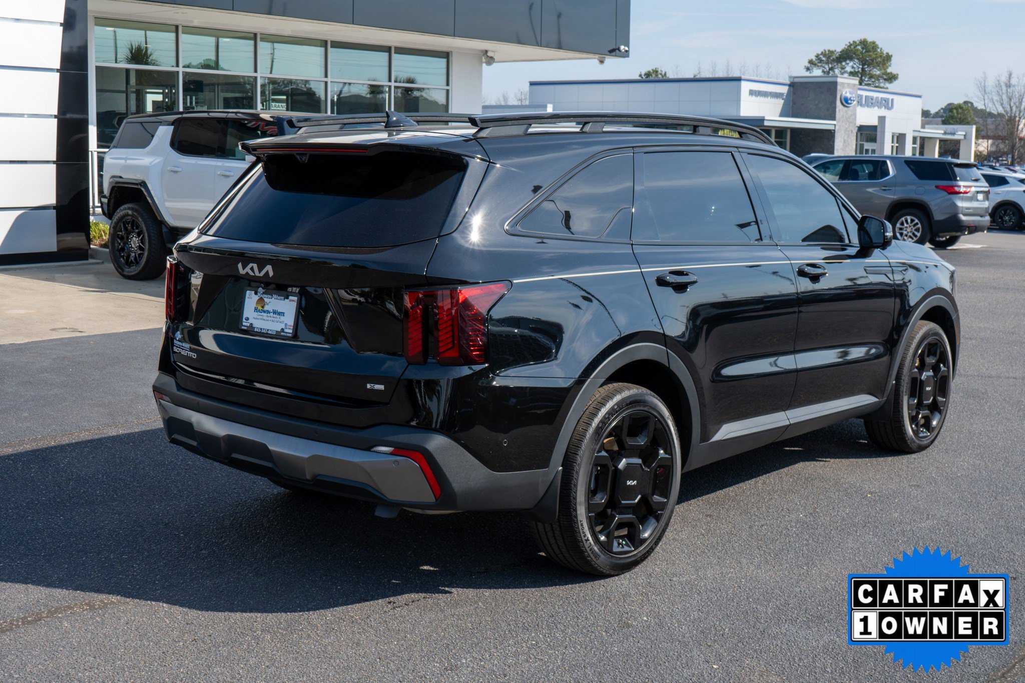 Used 2024 Kia Sorento SX Prestige w/ Olive Brown Leather Package image 3