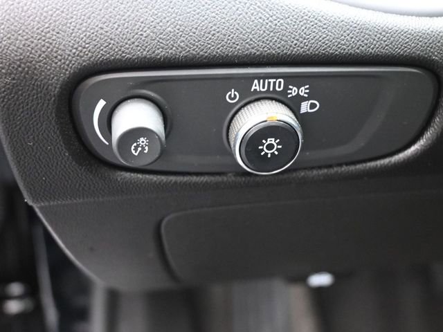 Used 2023 Chevrolet Malibu LT image 21