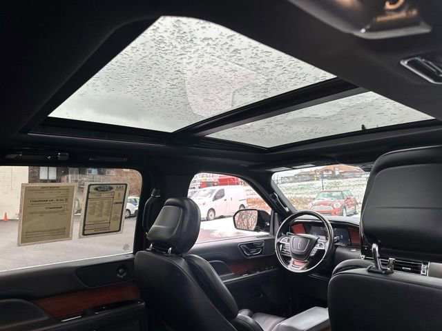 Used 2024 Lincoln Navigator L 4WD image 18