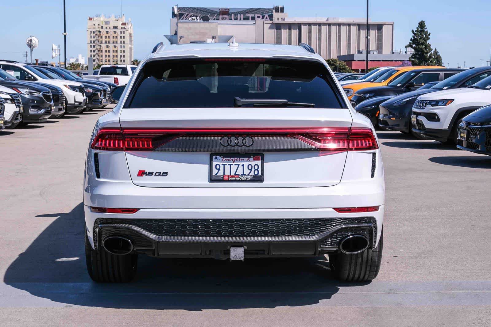 Used 2022 Audi RS Q8 w/ Carbon Optic Package AWD/4WD image 5