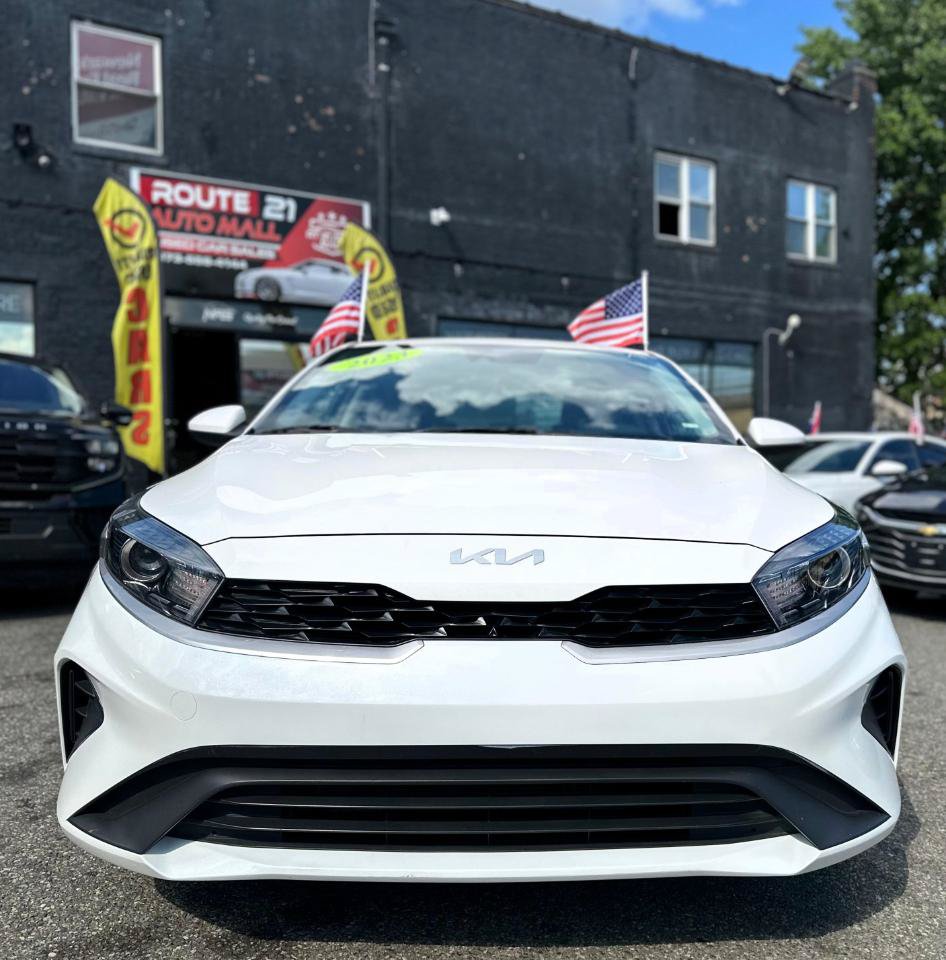 Used 2024 Kia Forte LXS FWD image 2
