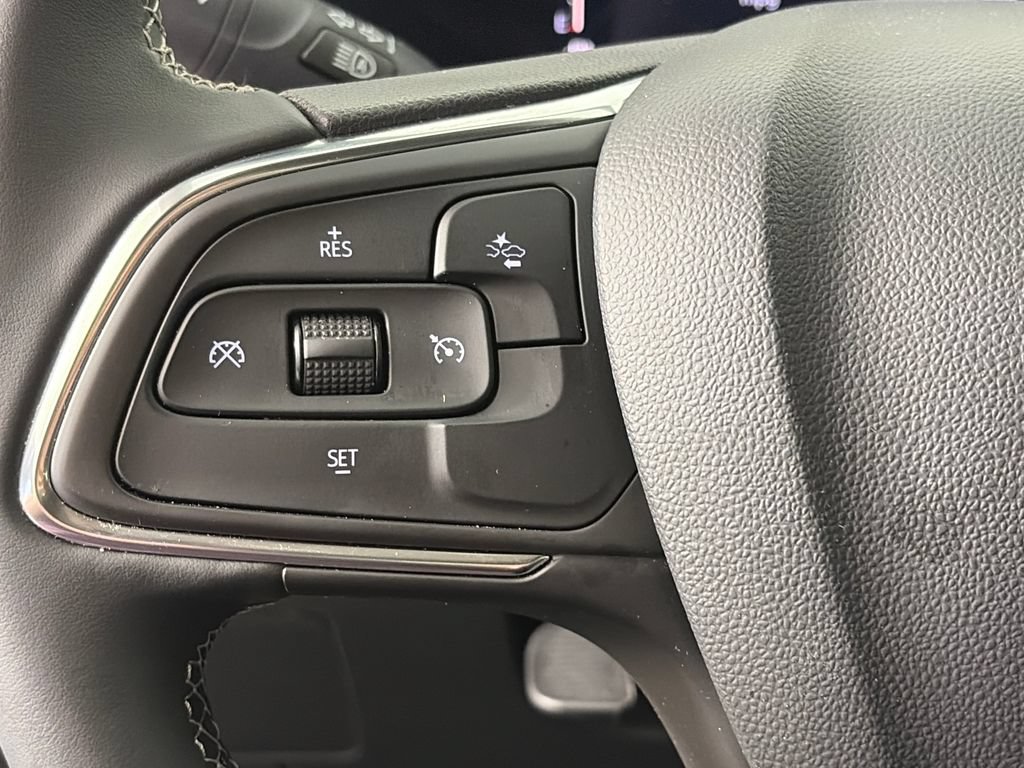 Used 2025 Buick Encore GX Preferred w/ Advanced Technology Package FWD image 17