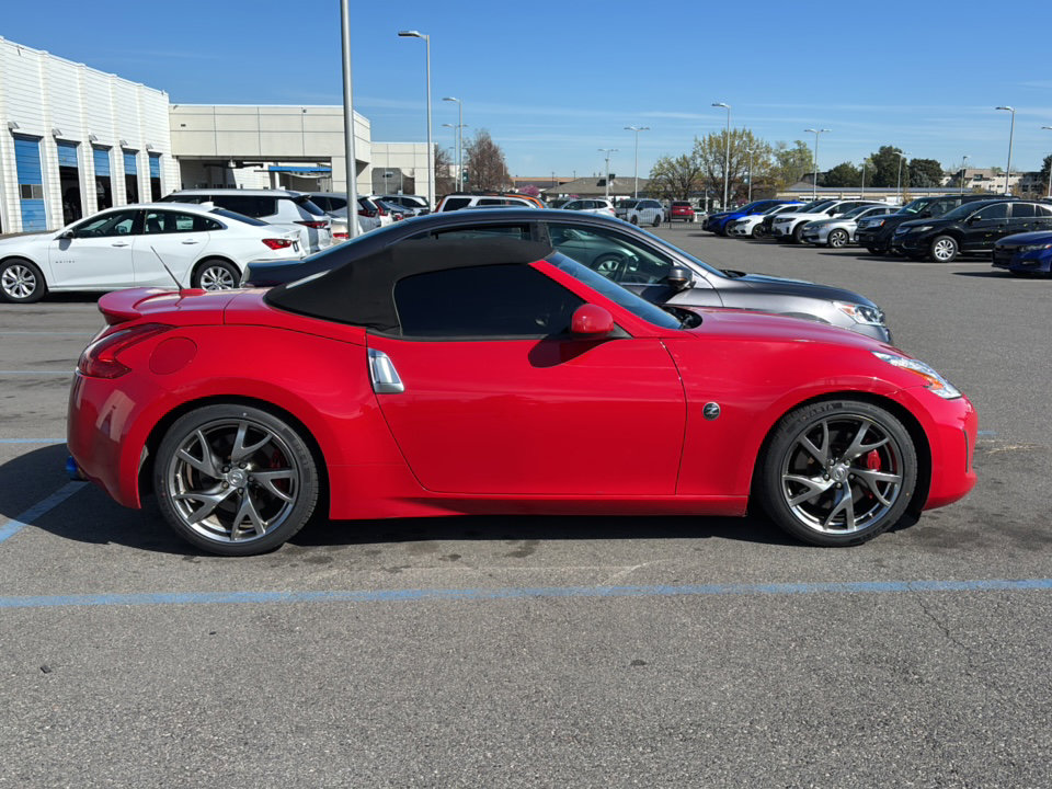 Used 2013 Nissan 370Z Touring w/ Sport Pkg image 3